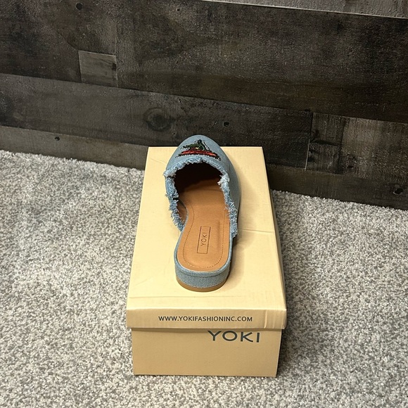 WOMENS YOKI WILLAS 71 LIGHT DENIM EMBROIDERY ROSE SHOES - Picture 4 of 4